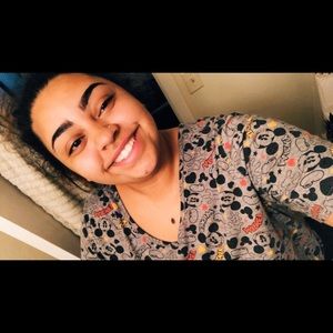 Meet your Posher, Alexis